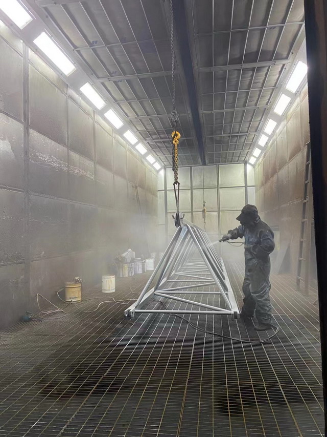 1大型工程类喷涂房.jpg